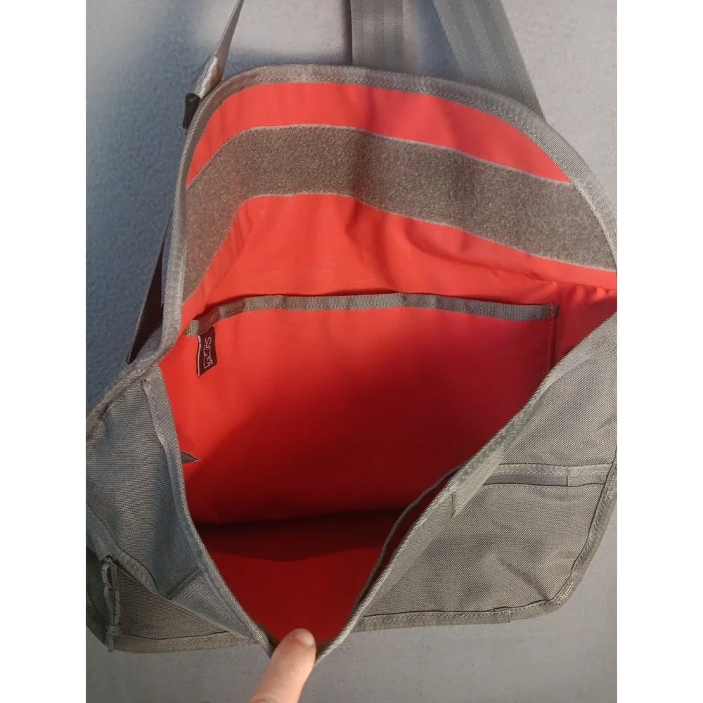 Chrome Simple Messenger Bag Grey Green 12L Water Resistant Adjustable Strap